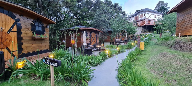 Cabana com hidromassagem interna e linda vista para mata | T