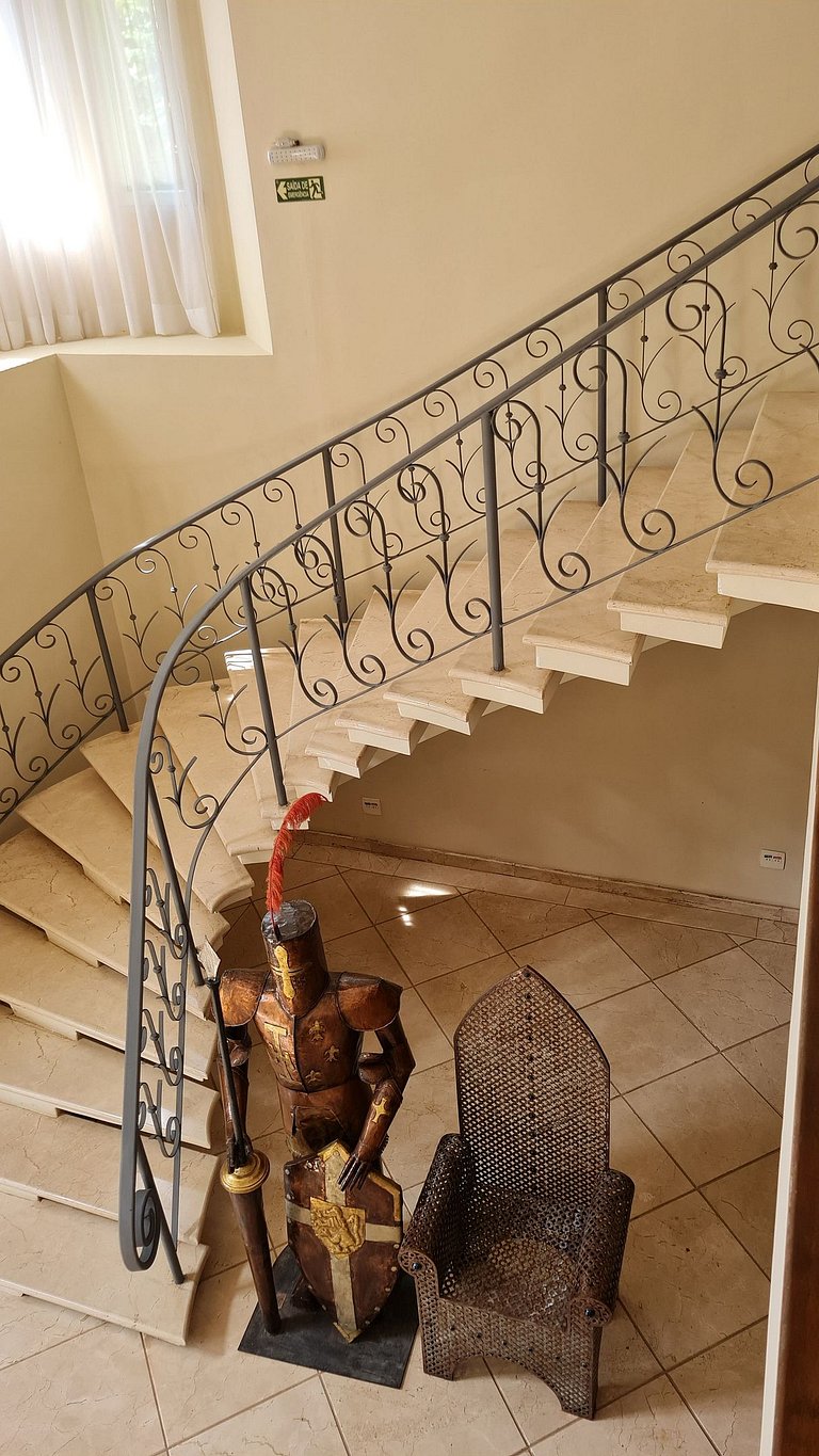 Lindo apartamento de 3 quartos no Capivari