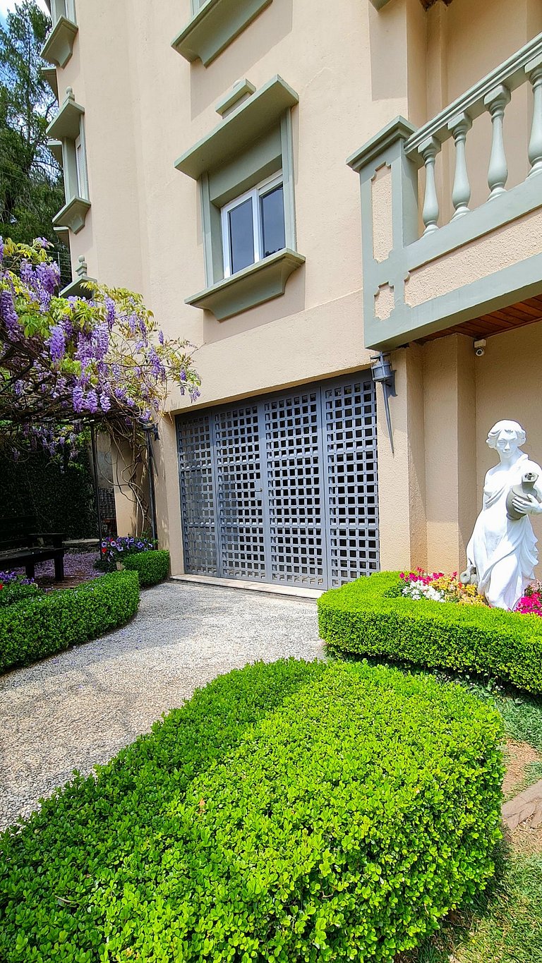 Lindo apartamento de 3 quartos no Capivari