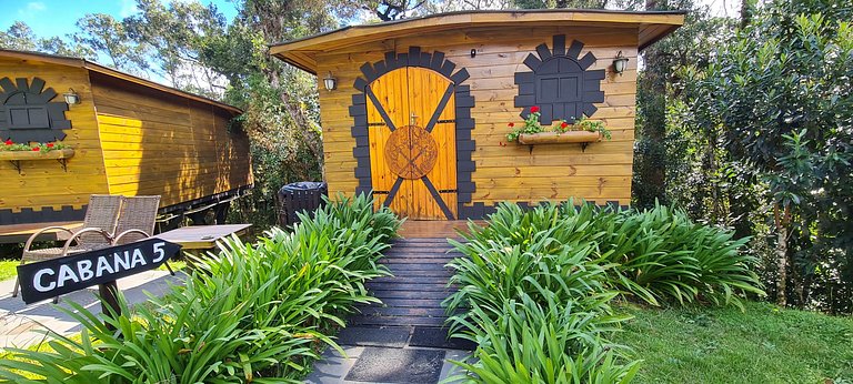 Cabana com hidromassagem interna e linda vista para mata | T