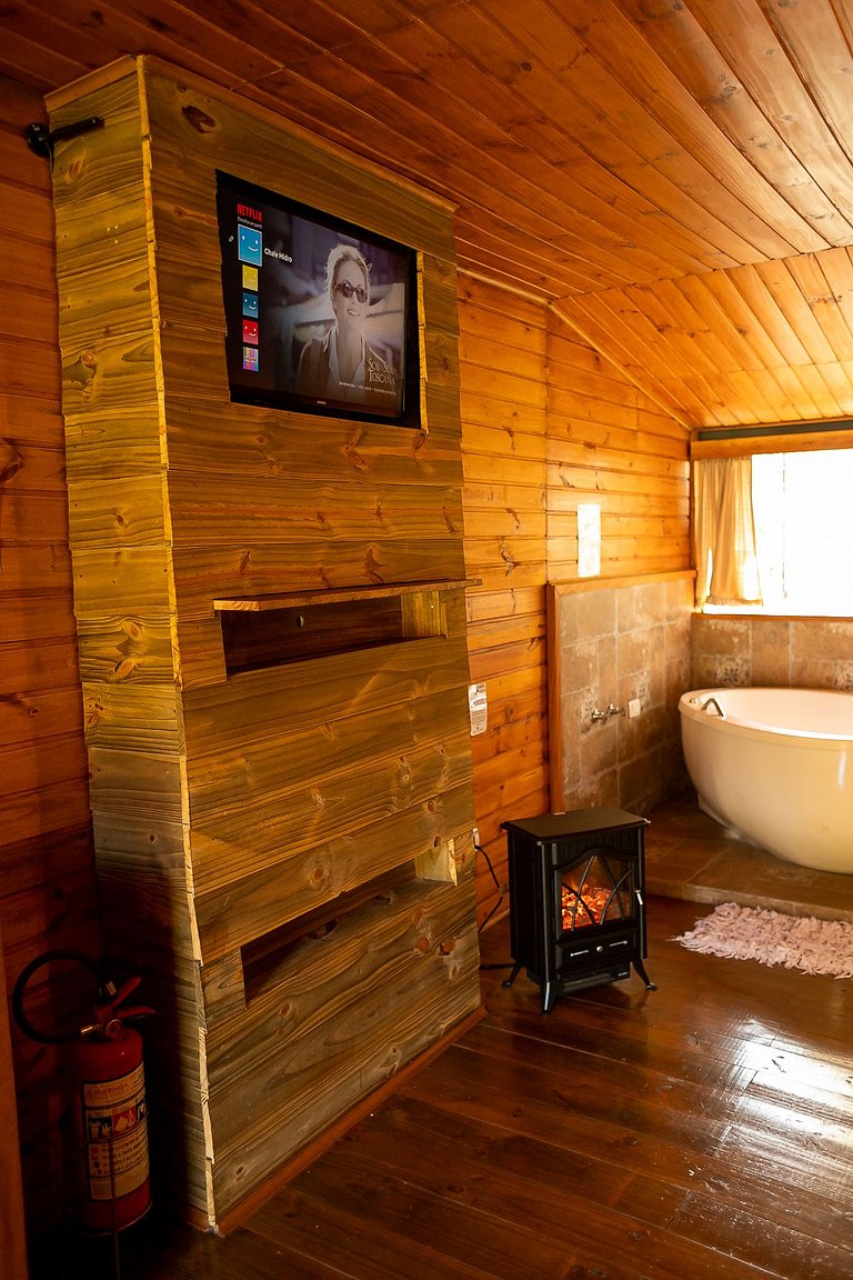 Cabana com hidromassagem interna e linda vista para mata | T