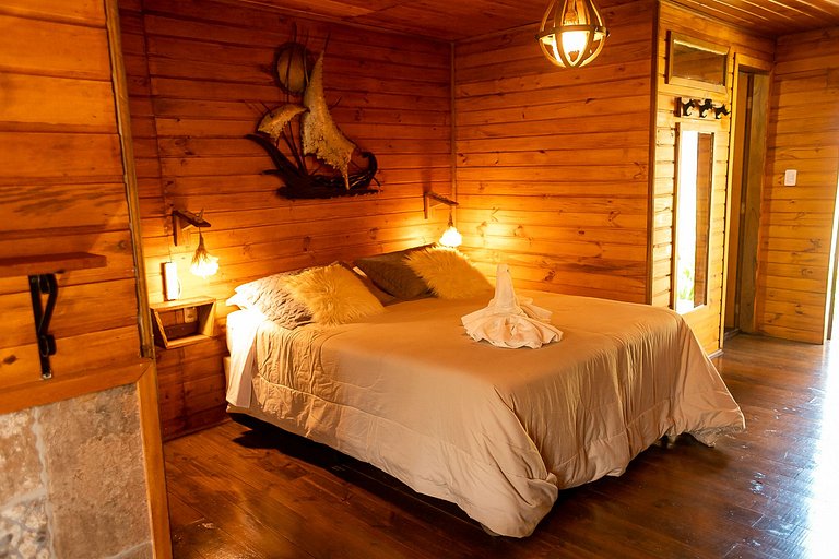 Cabana com hidromassagem interna e linda vista para mata | T