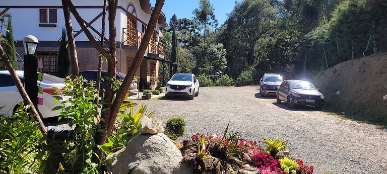 Cabana com hidromassagem interna e linda vista para mata | T