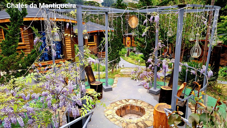 Cabana com hidromassagem interna e linda vista para mata | T