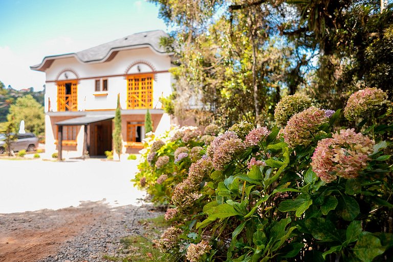 Pousada Chales da Mantiqueira - Campos do Jordão