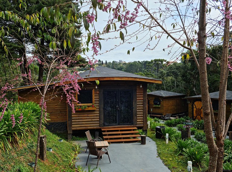 Cabana 7 - com hidromassagem e lareira ecológica