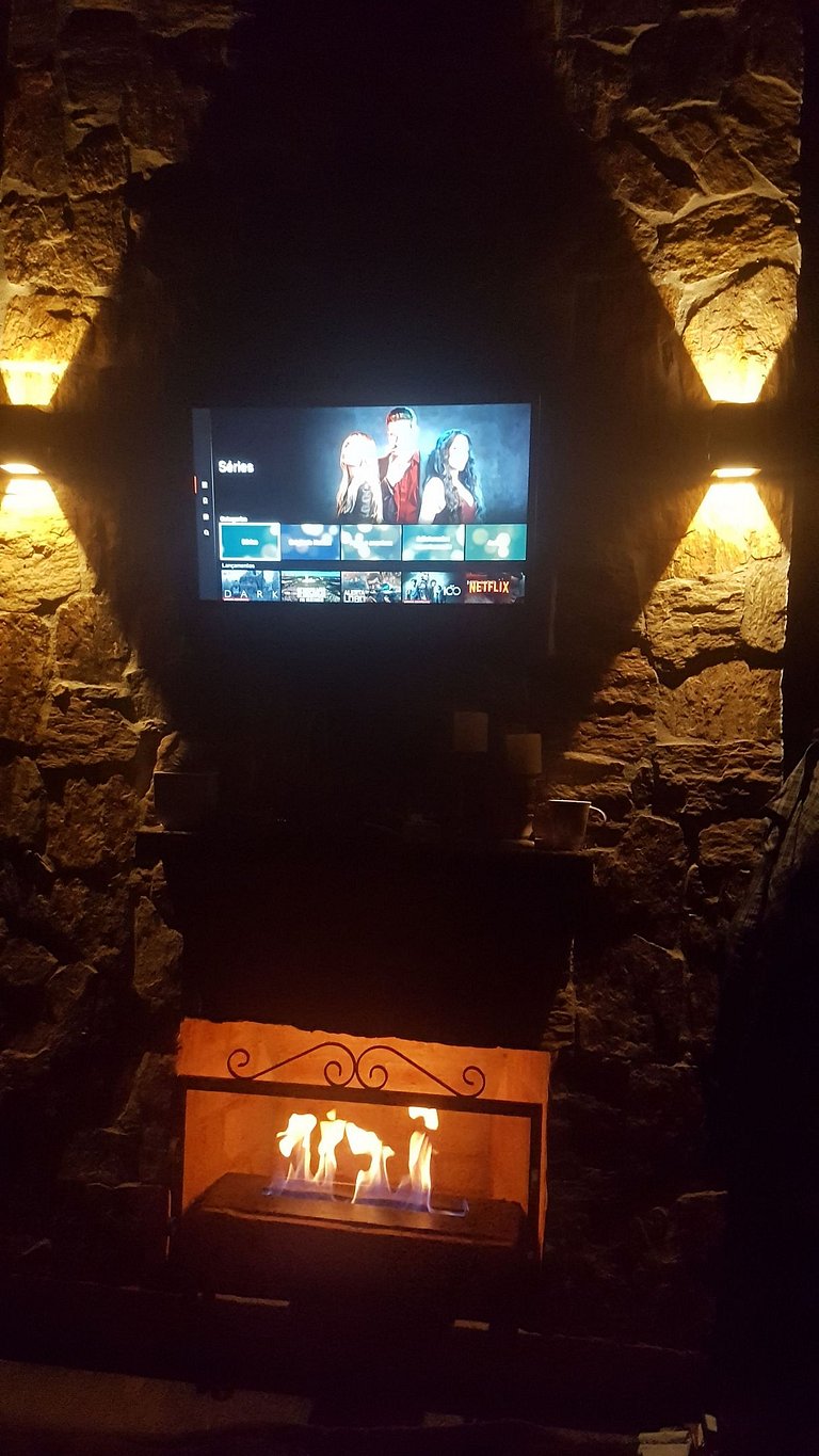 Chalé Europeu com lareira ecológica - Cedro