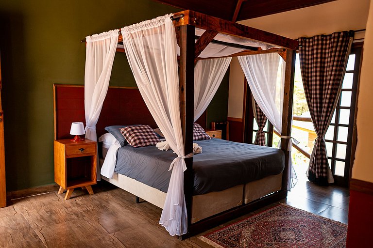 Chalé Europeu com lareira ecológica - Cedro