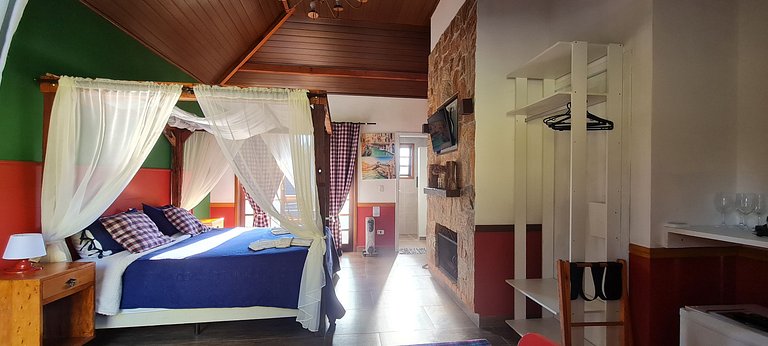 Chalé Europeu com lareira ecológica - Cedro