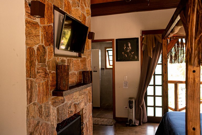 Chalé Pinho com lareira ecológica e varanda