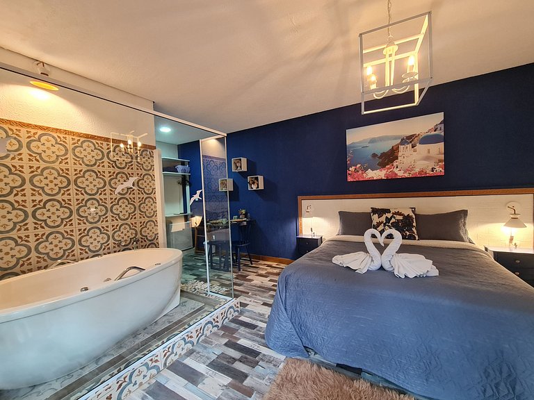 Suíte Grega com banheira de hidromassagem